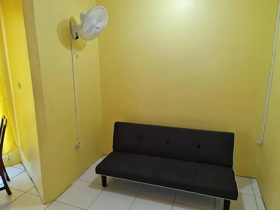 Two Bedroom. Walk To Beach. Free Wi-Fi & Free Parking Portmore 0*,