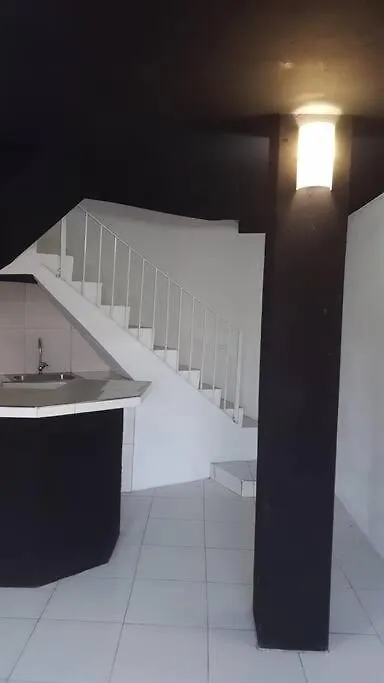 Lägenhet Two Bedroom. Walk To Beach. Free Wi-Fi & Free Parking Portmore